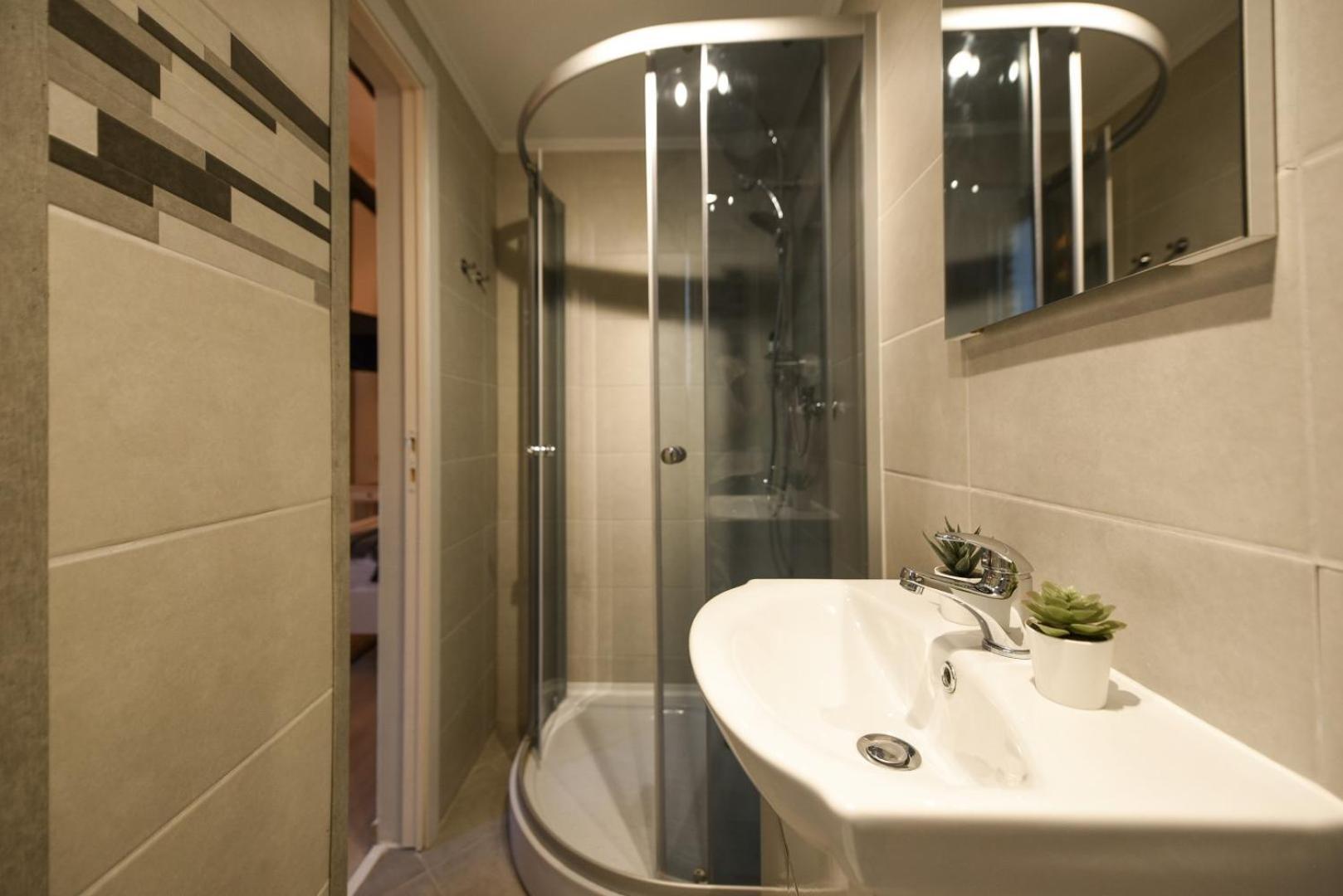 Elegant Studio - Urban Escape In Bucarest Extérieur photo